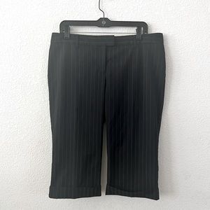 Express Design Studio Black Dress Capri Striped Dress Pant Cuff Slacks Size 12